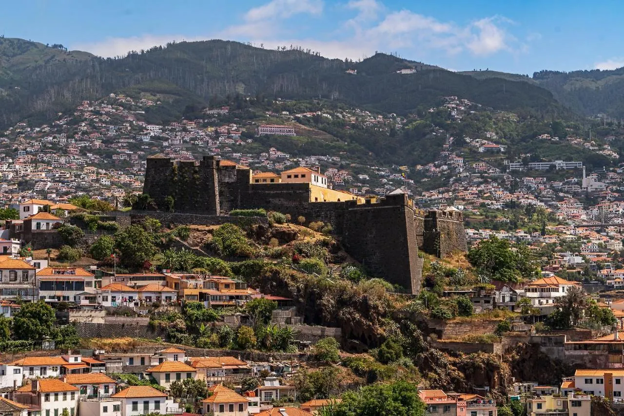Jasmineiro I By An Island Apart Funchal (Madeira)
