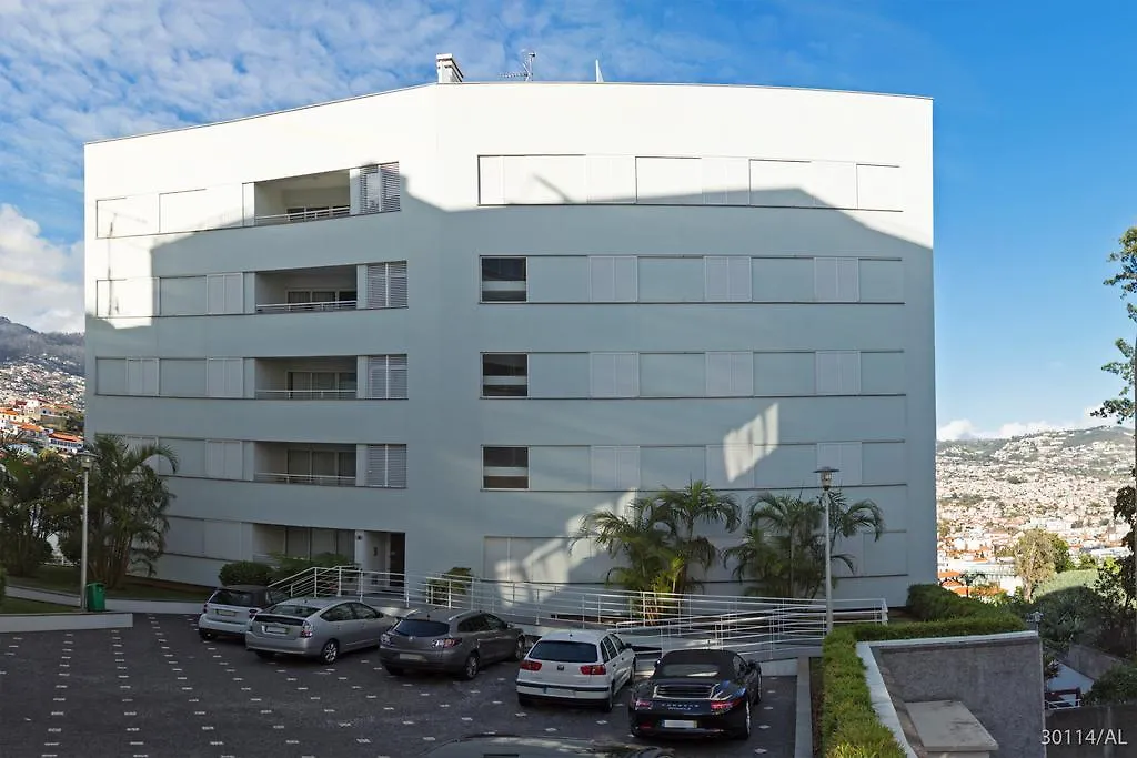 Jasmineiro I By An Island Apart Apartment Funchal (Madeira)